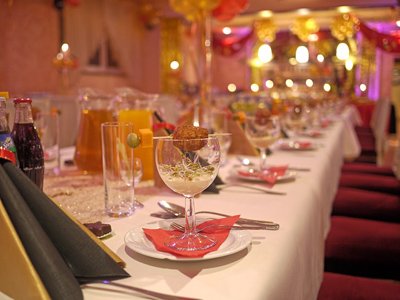 Imprezy tematyczne Ostatki Andrzejki Sylwester Restauracja Bella Rosa Strzyżów